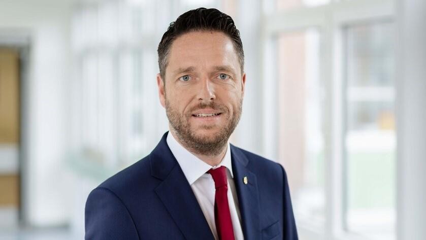 Matthias Becker, Kundenbetreuung